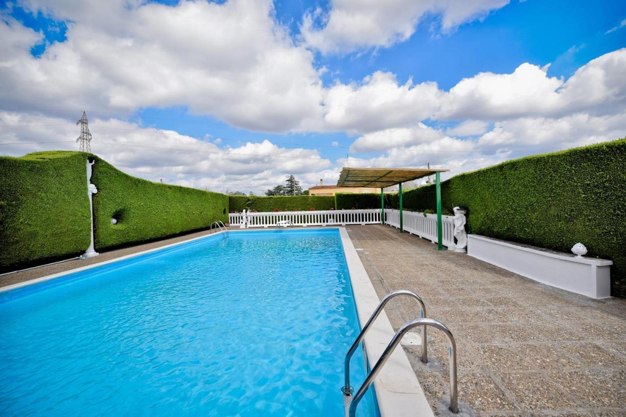 Vila I Cinque Trulli With Swimming Pool Martina Franca Exteriér fotografie
